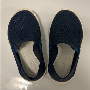 Crocs roka- Toddler Navy blue. Size 6.